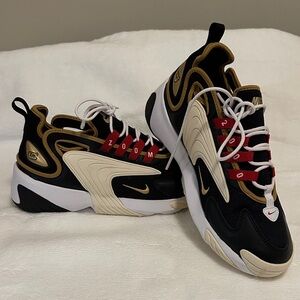 Nike Wmns Zoom 2K 'Icon Clash - Black Metallic Gold'